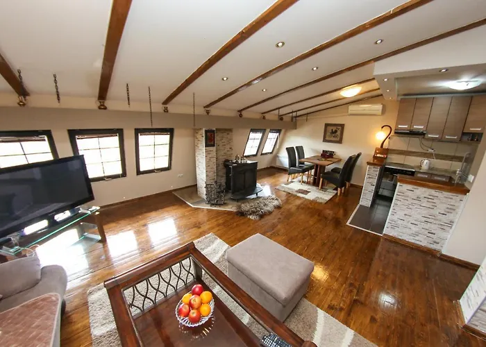 Apartments Cyrano 1&2